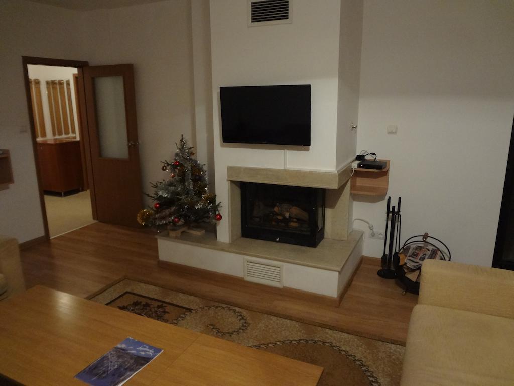 Deluxe Apartments Пампорово Номер фото