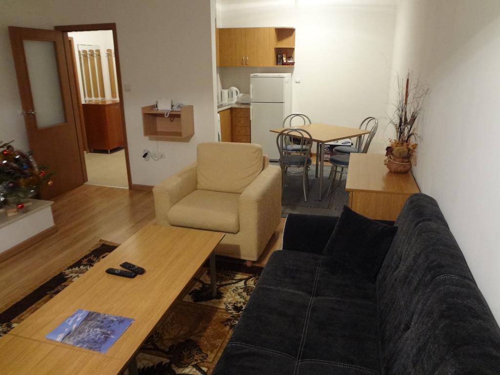 Deluxe Apartments Пампорово Номер фото